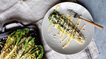 Μαρούλι Ρωμάνα Στη Σχάρα Με Vinaigrette Κουκουναριού