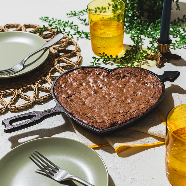 Valentine's Day - Heart Skillet - Μαντεμένιο Τηγάνι Σε Σχήμα Καρδιά